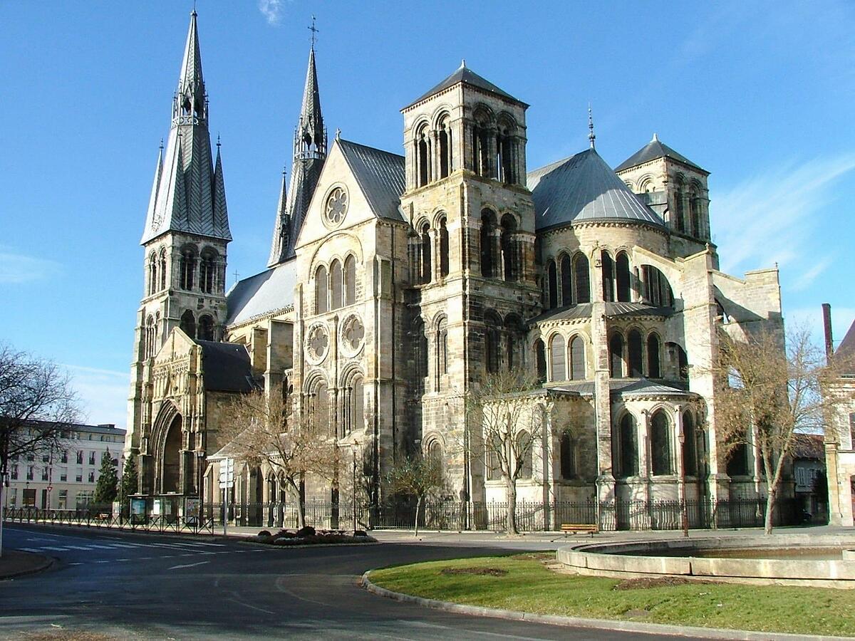 Hotel Premia Re Classe Chalons En Champagne