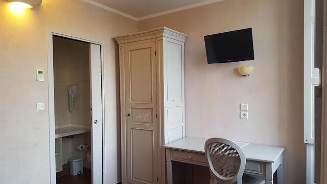 Acanthe Hotel