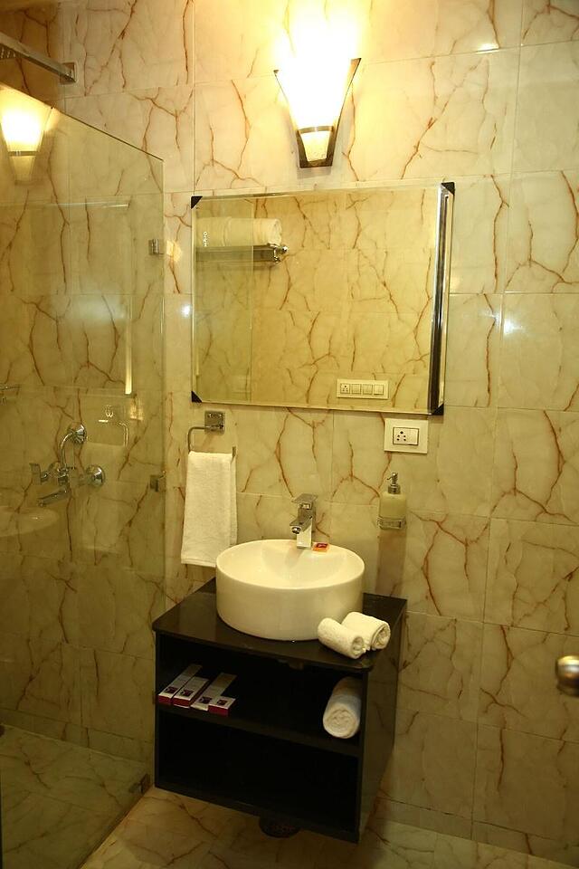Kensington Suites