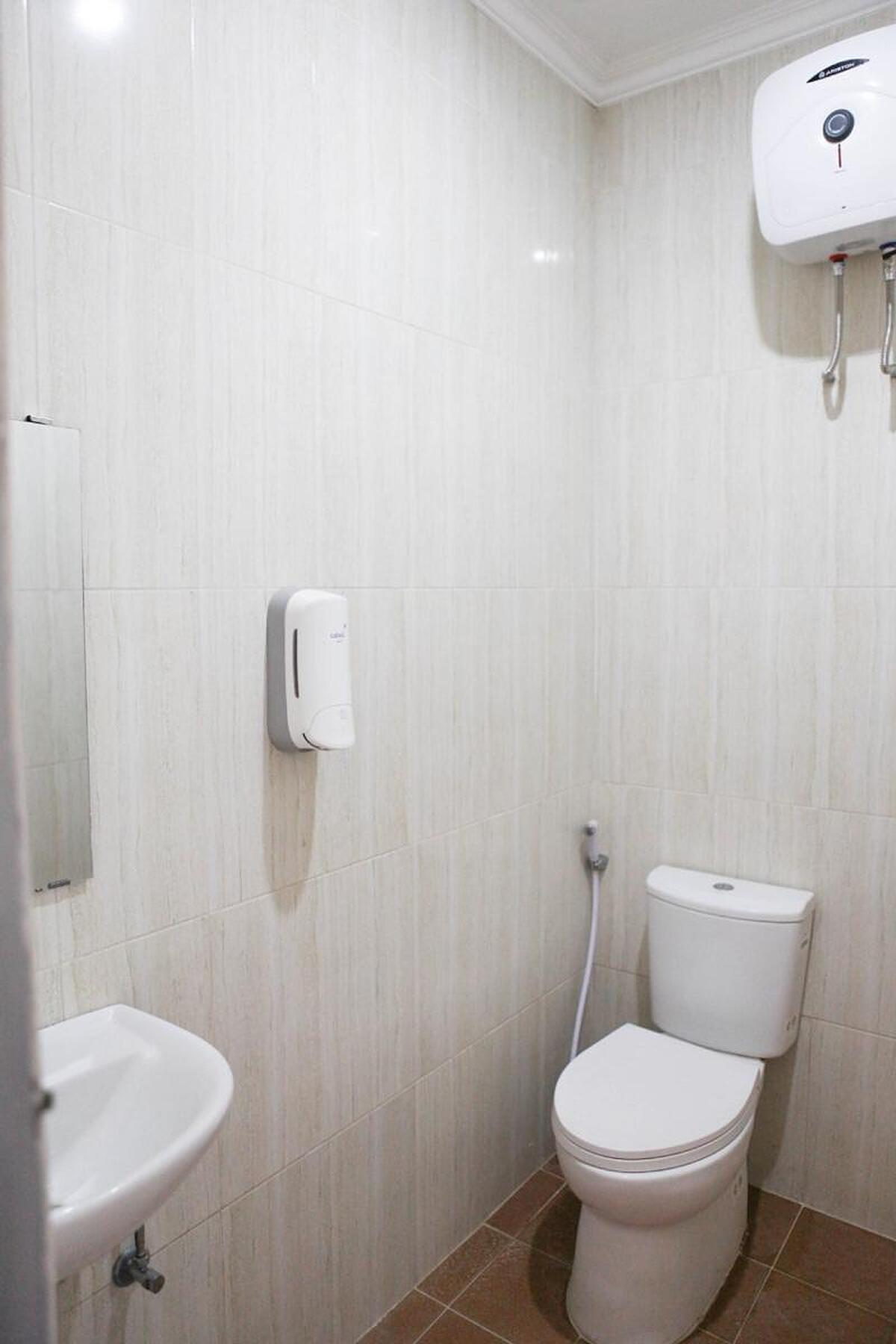 Capital O 2242 Zleepy Hotel Rahayu