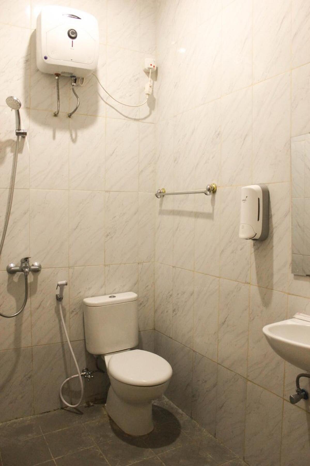 Capital O 2242 Zleepy Hotel Rahayu