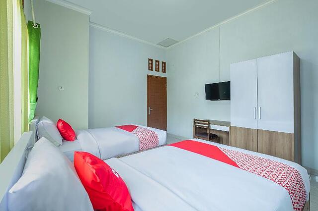 Oyo 2072 Wisma Teratai