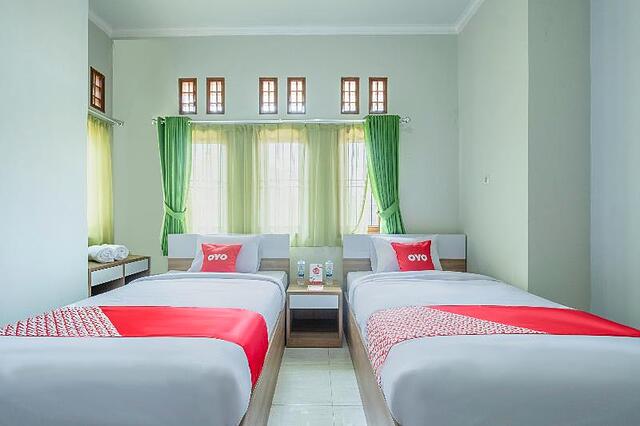 Oyo 2072 Wisma Teratai