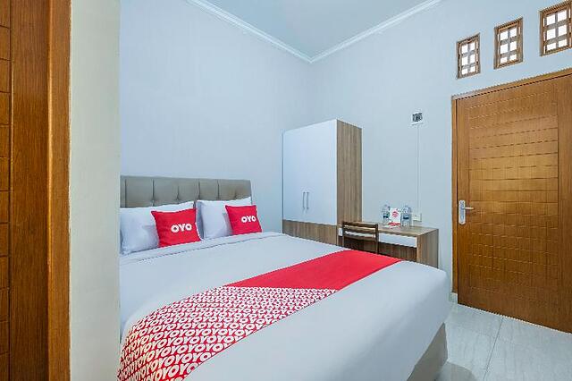 Oyo 2072 Wisma Teratai