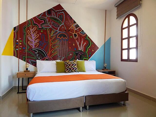 Ethnic Thematic Hotel