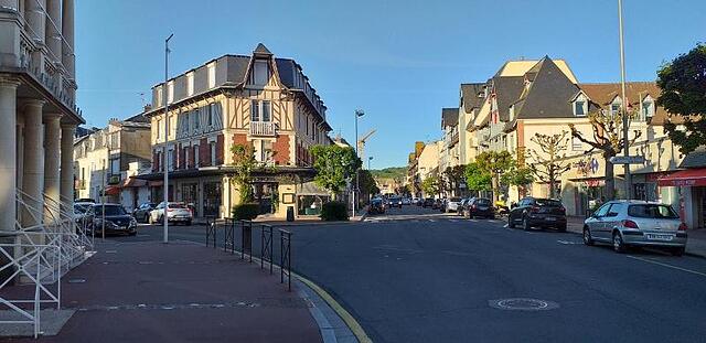 Le Chantilly