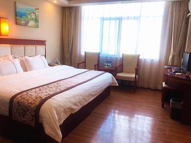 GreenTree Inn Huizhou Chenjiang Intercity Rail St