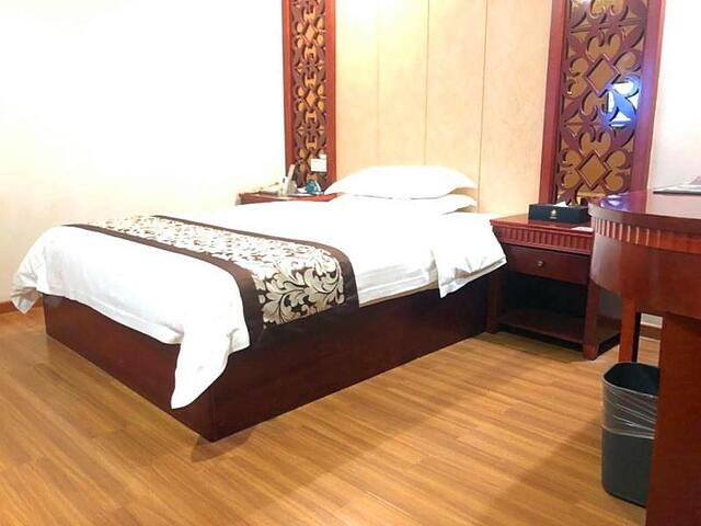GreenTree Inn Huizhou Chenjiang Intercity Rail St