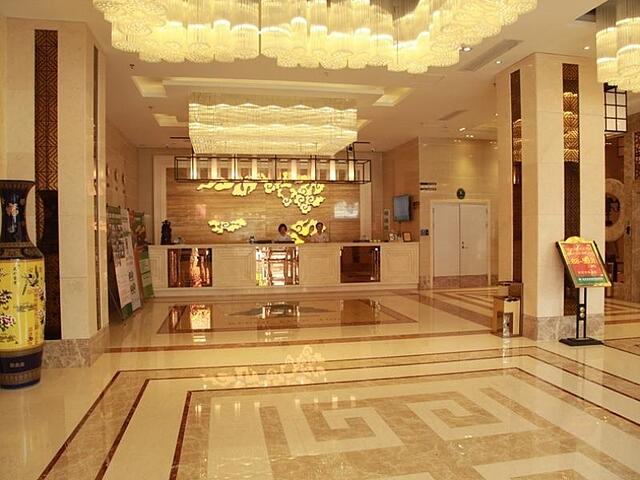 GreenTree Inn Huizhou Chenjiang Intercity Rail St
