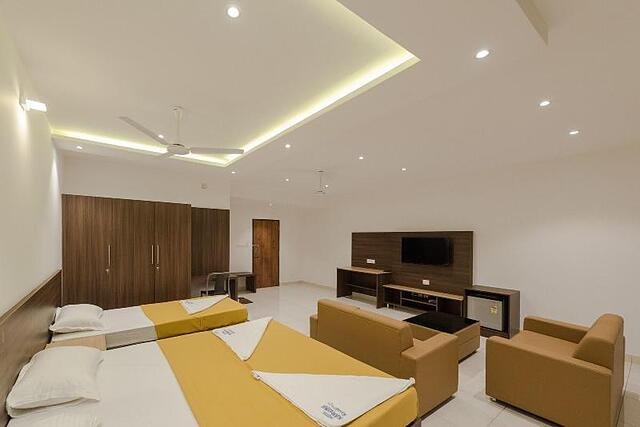 Hotel Karuna Residency