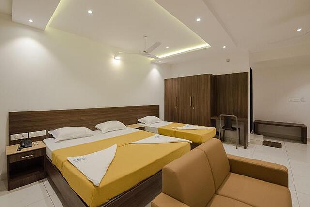 Hotel Karuna Residency