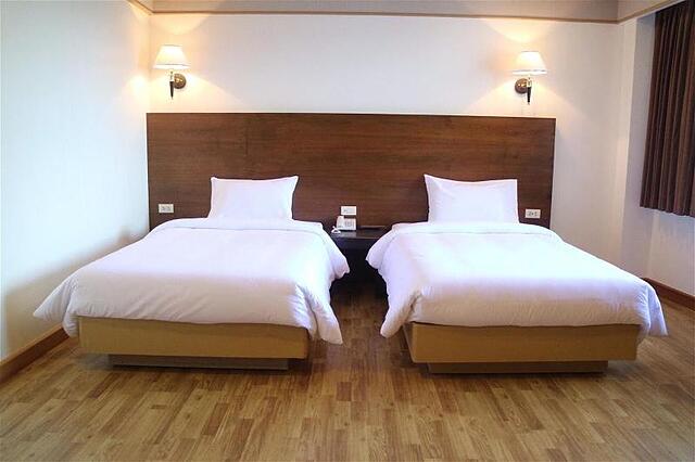 Grand Garden Hotel