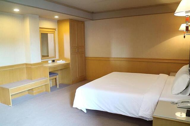 Grand Garden Hotel