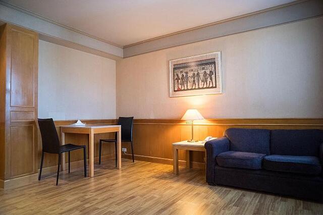 Grand Garden Hotel