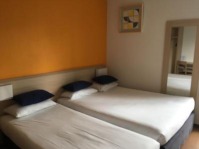 Budget Hotel Melun A Dammarie Les Lys