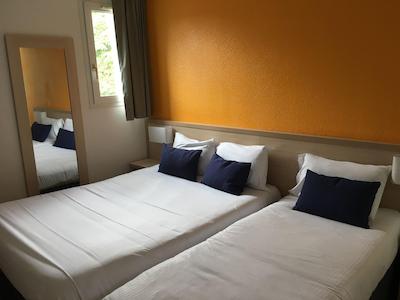 Budget Hotel Melun A Dammarie Les Lys