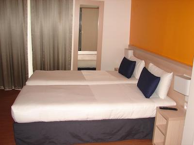 Budget Hotel Melun A Dammarie Les Lys