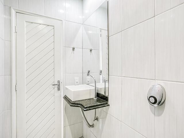 OYO Nobs Hotel