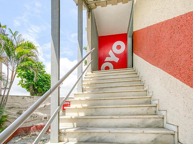 OYO Nobs Hotel