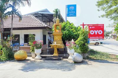 OYO 592 Goldenville Villa