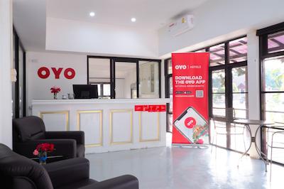 OYO 592 Goldenville Villa