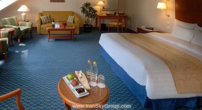 کورت یارد مسکو سیتی سنتر