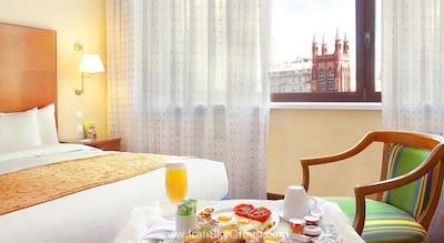 کورت یارد مسکو سیتی سنتر