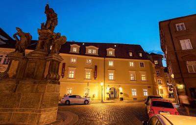 Old Royal Post Hotel