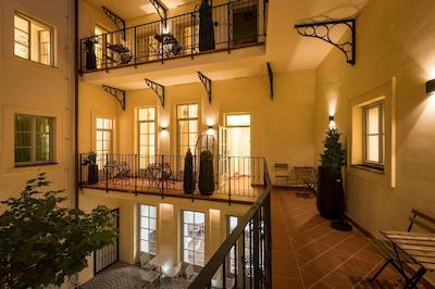 Old Royal Post Hotel