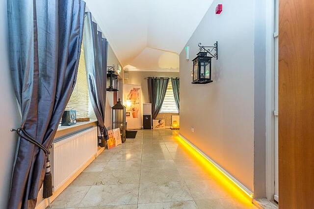 Airport View Hotel Secret Spa