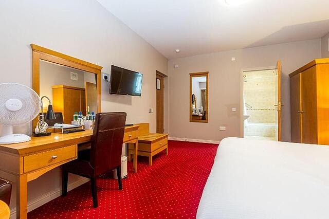 Airport View Hotel Secret Spa