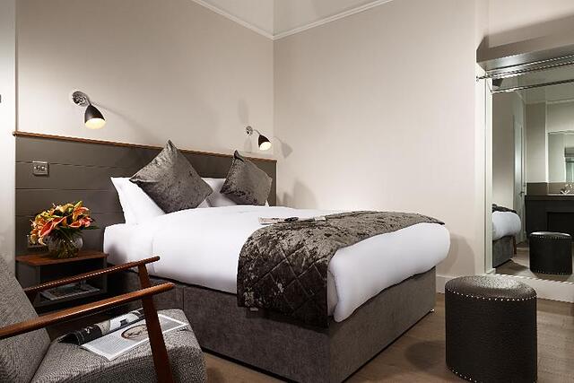 NO 9 RATHGAR