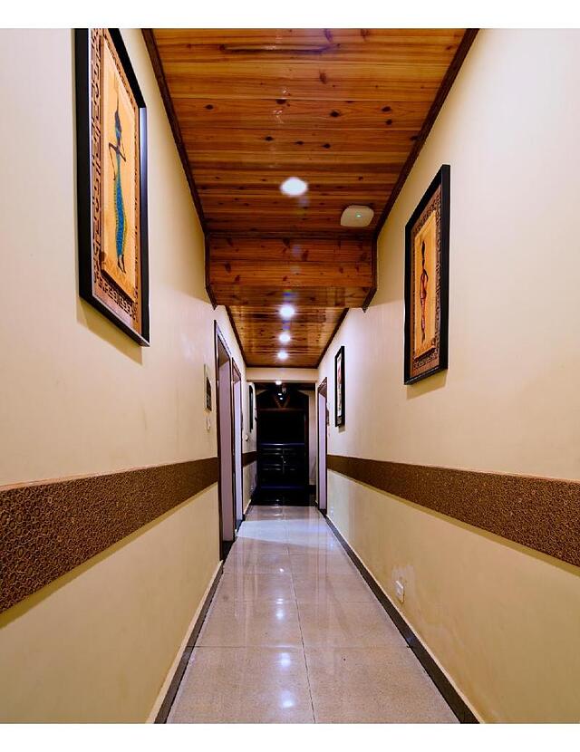UDAAN HOTEL ZAMBALA RETREAT
