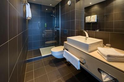 Atlantic Hotel Sail City