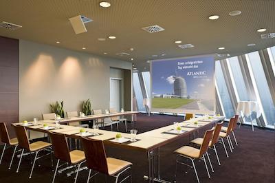 Atlantic Hotel Sail City