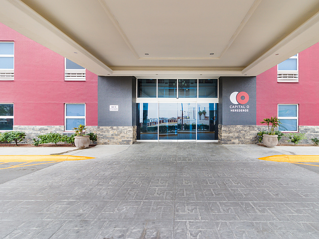 Capital O Hotel Herederos