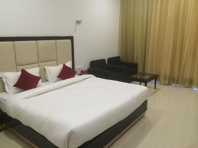 Chandra Grand