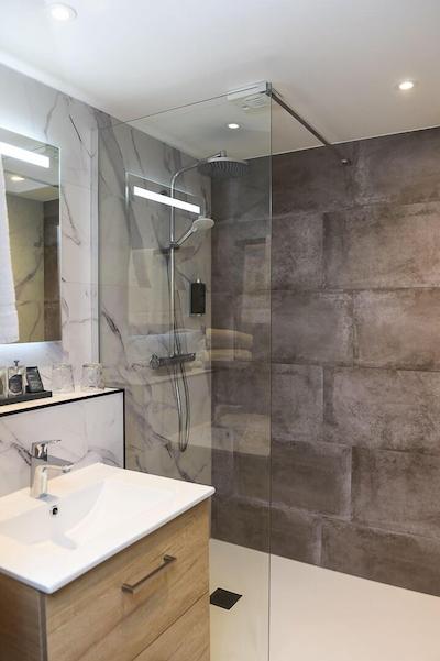 The Originals Boutique, La Villa Ouest & Spa