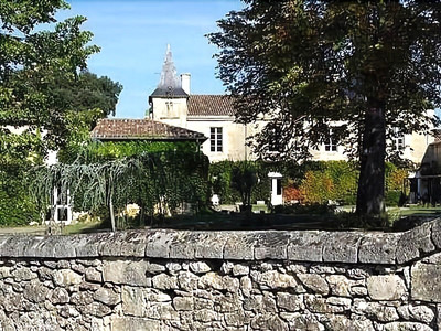 Cha Teau Fleur De Roques