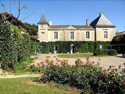 Cha Teau Fleur De Roques