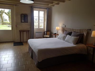 Cha Teau Fleur De Roques