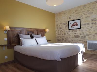 Cha Teau Fleur De Roques