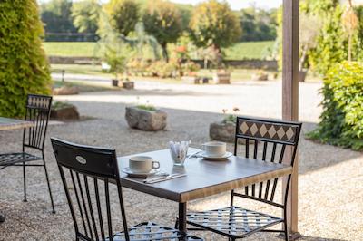 Cha Teau Fleur De Roques