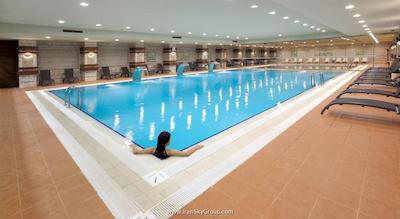 رادیسون بلو ریزورت اند اسپا چشمه