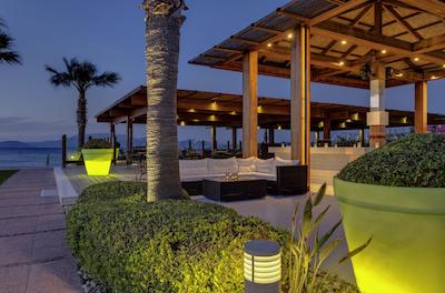 رادیسون بلو ریزورت اند اسپا چشمه