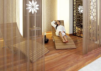 رادیسون بلو ریزورت اند اسپا چشمه