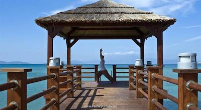 رادیسون بلو ریزورت اند اسپا چشمه