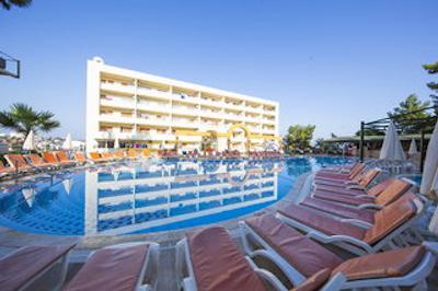 تونتاس فامیلی سوئیتس کوش آداسی