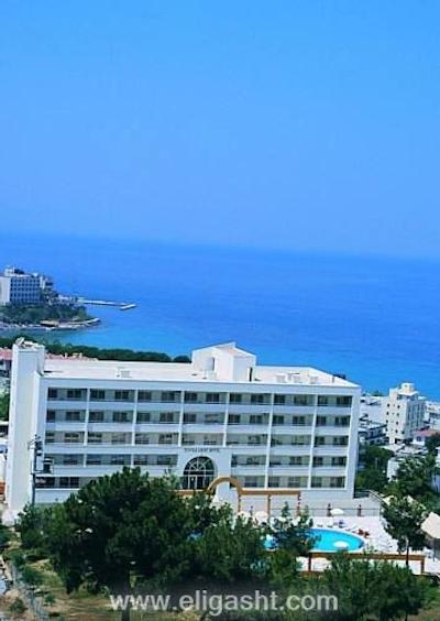 تونتاس فامیلی سوئیتس کوش آداسی