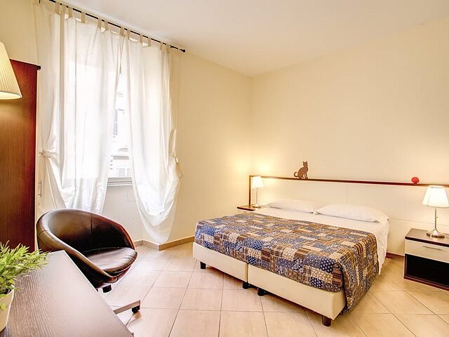 MRS JULIE GUEST HOUSE